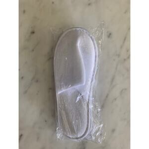 NIP White Generic Slippers SZ OSFM
